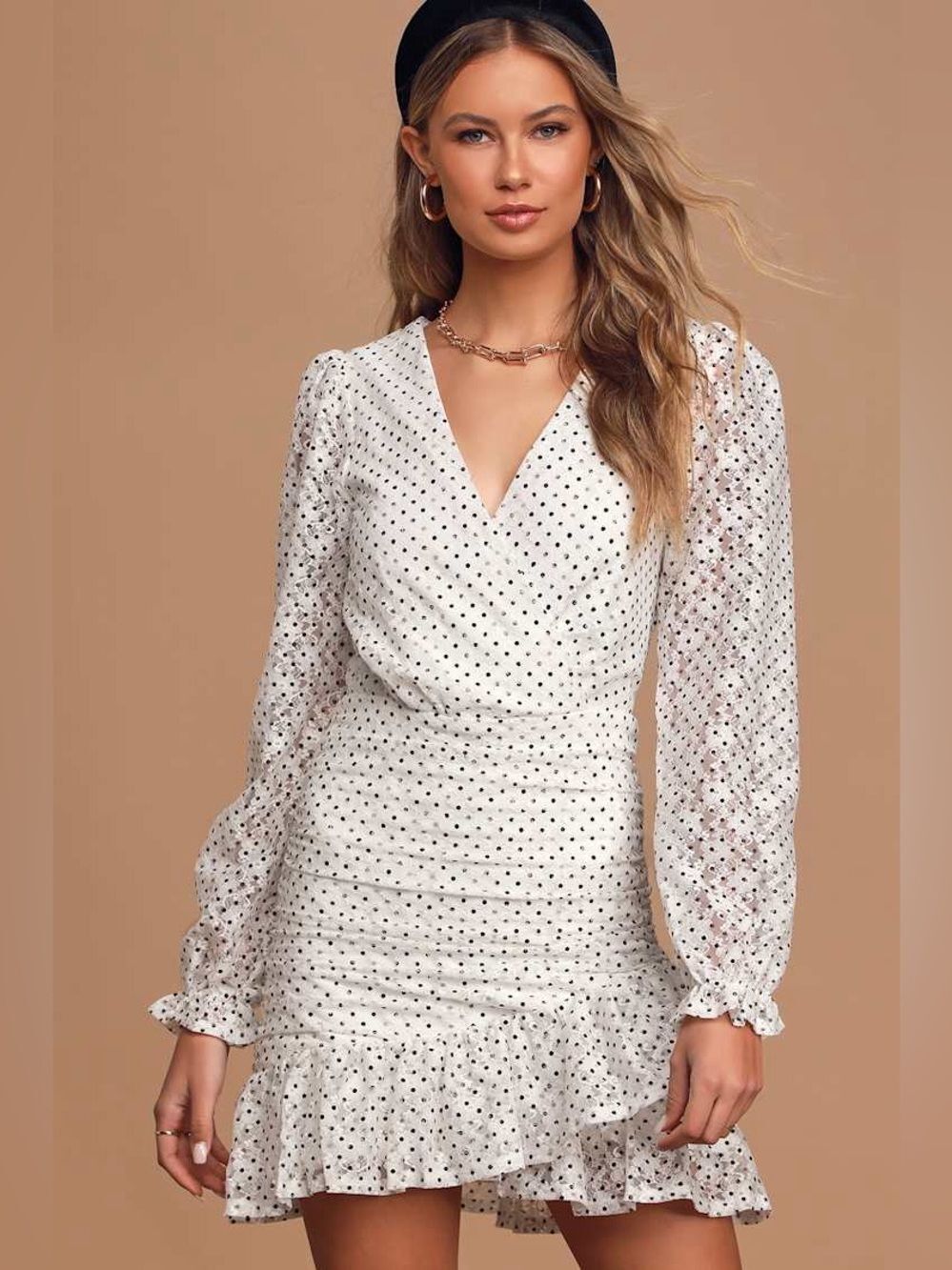Lulu’s Bina Black and White Polka Dot Lace Bodycon Dress Size Small